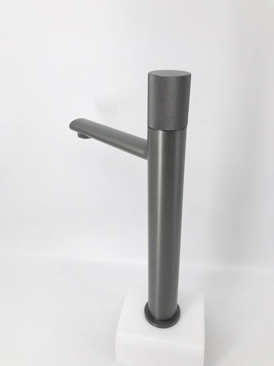 Grifo Mezclador de Agua Caliente y Fría - Image 24