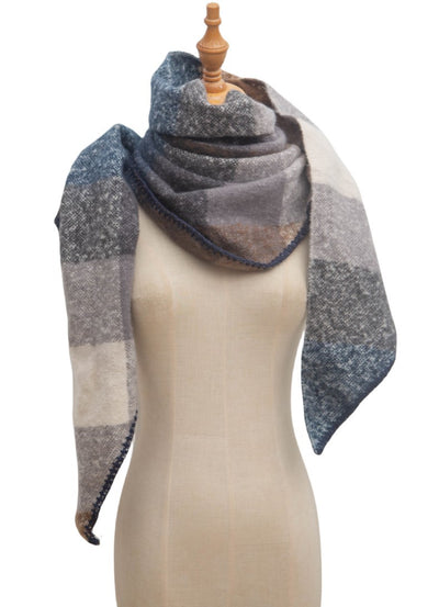 Chal Triangular de Lana Texturizada para Otoño e Invierno - Image 23