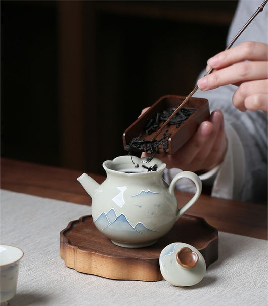 Tetera de Porcelana China Pintada a Mano con Paisaje de Hierba y Madera - Image 15
