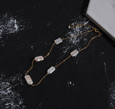 Cadena de Clavícula con Perlas Barrocas - Image 3