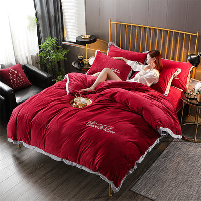 Juego de Cama Cuatro Piezas Terciopelo Cristal con Bordado - Image 21