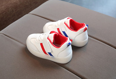 Zapatillas LED Kimmy Blancas - Iluminadas y Modernas - Image 7