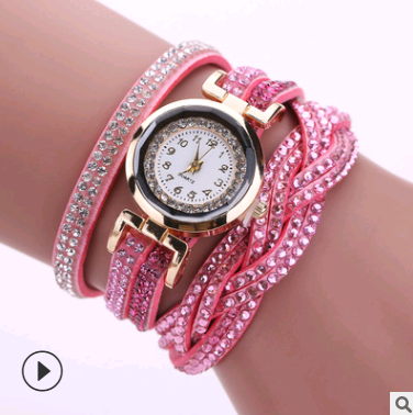 Reloj de moda para mujer con correa PU y detalles de diamantes retorcidos - Image 8