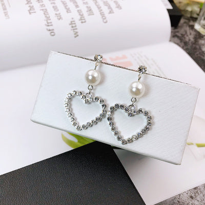 Aretes Coreanos Asimétricos con Flor de Perla y Moño - Image 30