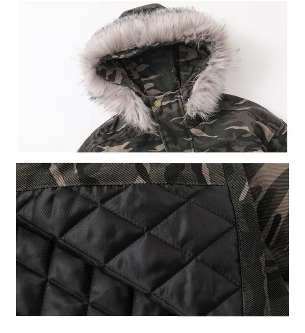 Chaqueta de Montaña con Cuello de Pelaje y Camuflaje