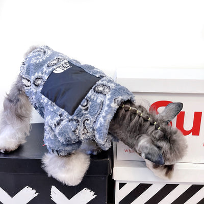 Abrigo de Terciopelo Cálido para Gatos y Perros Pequeños - Image 9