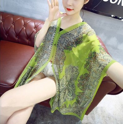 Blusa de Seda con Capa Retro - Diseño Vintage Elegante - Image 19