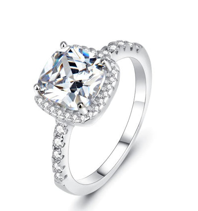Anillo de Plata Esterlina 925 con Diamante Cuadrado