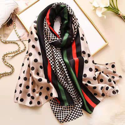 Pashmina Oversize de Seda Sintética Premium - Image 10