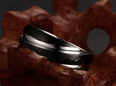 Anillo de Acero de Titanio Negro para Hombre con Diseño Twill - Image 4