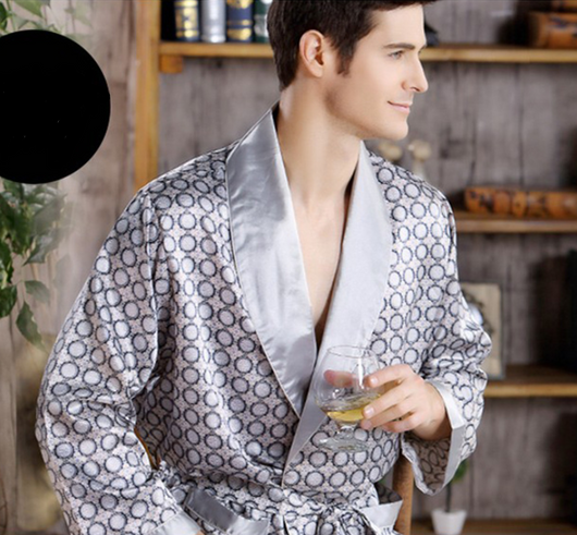 Bata de Seda para Hombre - Cómoda y Fresca para Verano - Image 5