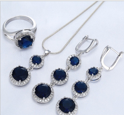 Conjunto de Joyería Nupcial de Tres Piezas - Image 3