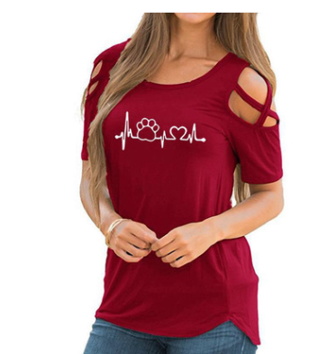 Playera Cuello Redondo con Estampado de Corazones - Image 17