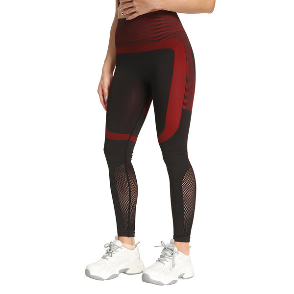 Traje de Yoga Levantador de Caderas sin Costuras con Diseño Hueco