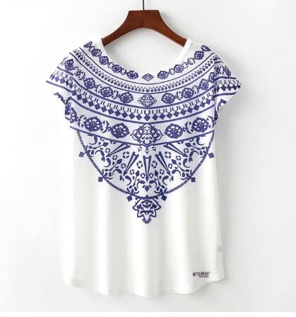 Playera para Mujer con Estampado Adorable de Gatos - Image 6