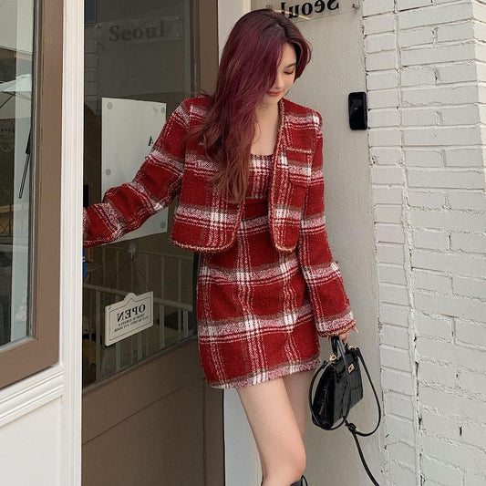 Vestido Corto con Abrigo Cuadrillé de Lana y Tirantes