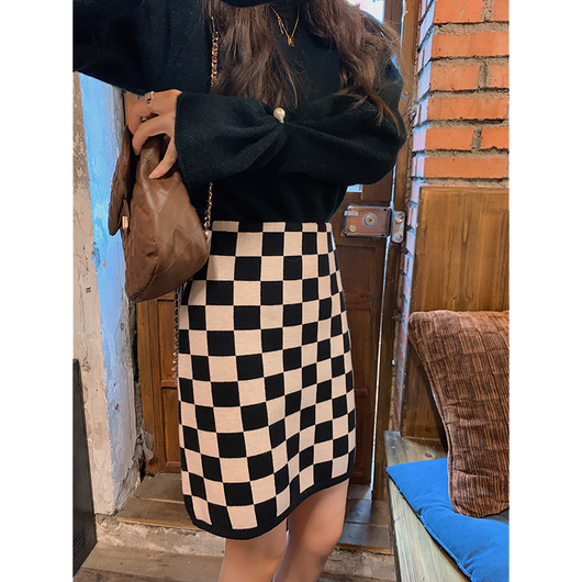 Falda Tejida Cintura Alta Ajustada Línea A para Primavera y Otoño - Image 5