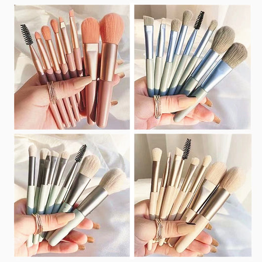 Set de 8 Brochas de Maquillaje Portátil para Viajes - Image 10