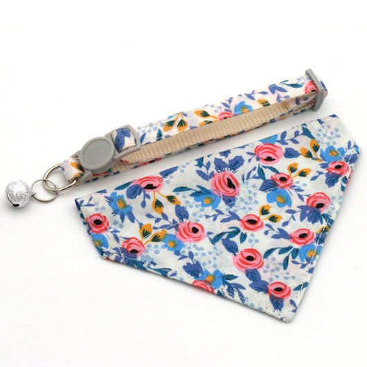 Pañoleta Triangular Floral para Mascotas Talla Pequeña - Image 12