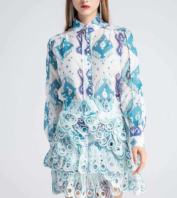 Blusa Estampada con Cuello de Pie y Falda Hueca Asimétrica
