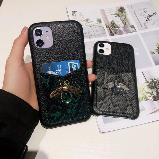 Funda para Teléfono con Diseño en V - Image 2