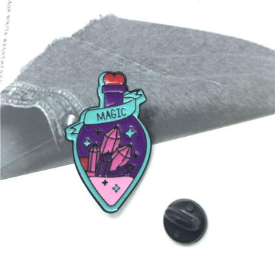 Broche de Metal Esmaltado Botella de Poción Púrpura - Image 6