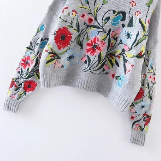 Blusa Bordada de Flores con Acabado Industrial - Image 5