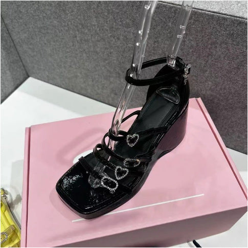 Sandalias Romanas Cuña Plataforma con Corazones de Strass para Mujer - Image 4
