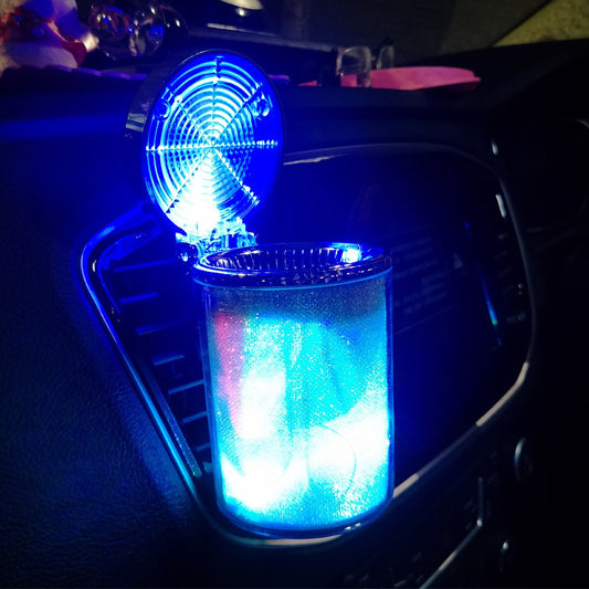 Cenicero Automotriz con Luz LED RGB y Contenedor Portátil