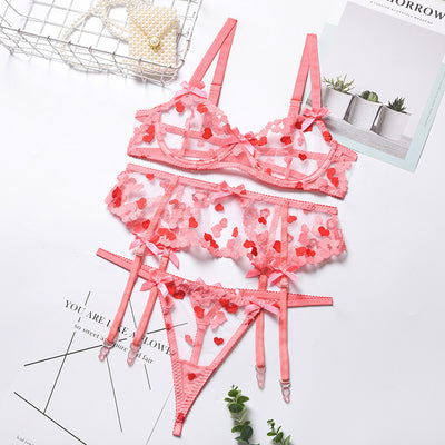 Conjunto de Lencería Sexy de Tres Piezas con Bordado Love - Image 11