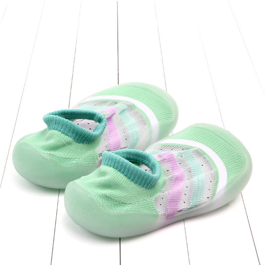 Zapatos y Calcetines para Bebé con Diseño de Patitos - Primeros Pasos