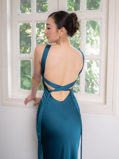 Vestido de Novia Azul Lago Escotado con Tirantes - Image 4