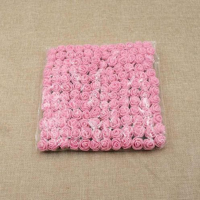 Ramo de Novia Decorado a Mano con Rosas de Espuma y Encaje - Image 6