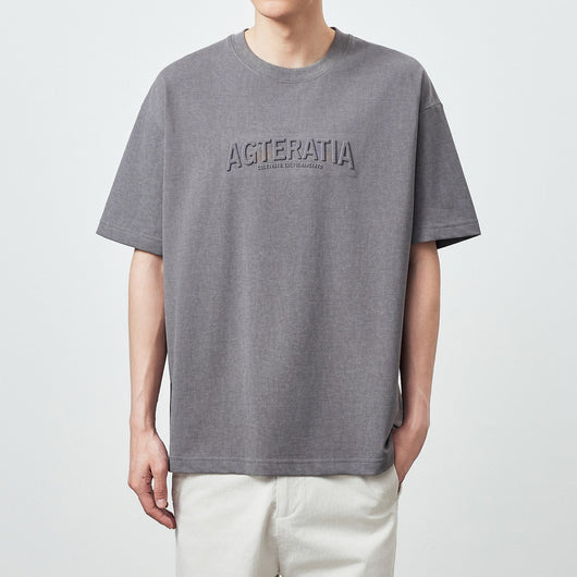 Playera con Estampado de Letras Tridimensionales