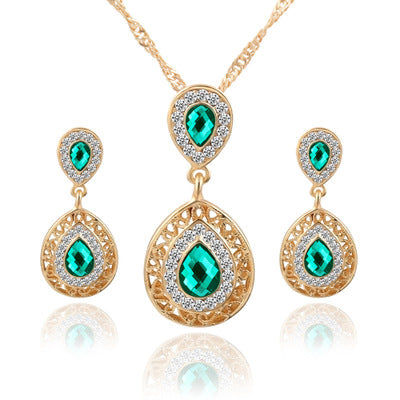 Conjunto de Aretes y Collar Coordinado