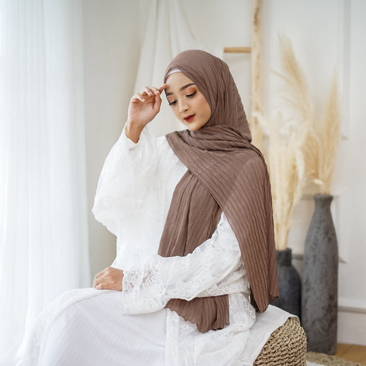 Hijab Chiffón Plisado con Efecto Perla - Capa Versátil - Image 7