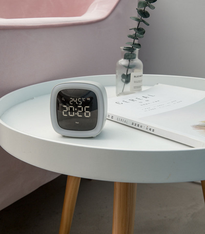 Reloj Despertador Digital con Luz Nocturna, Termómetro y Carga USB para Niños - Image 30