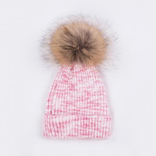 Gorro de Pompom Cálido y Versátil