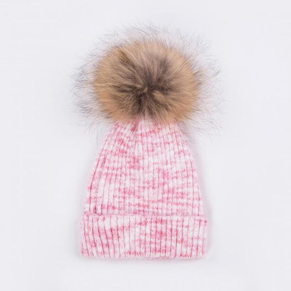 Gorro de Pompom Cálido y Versátil