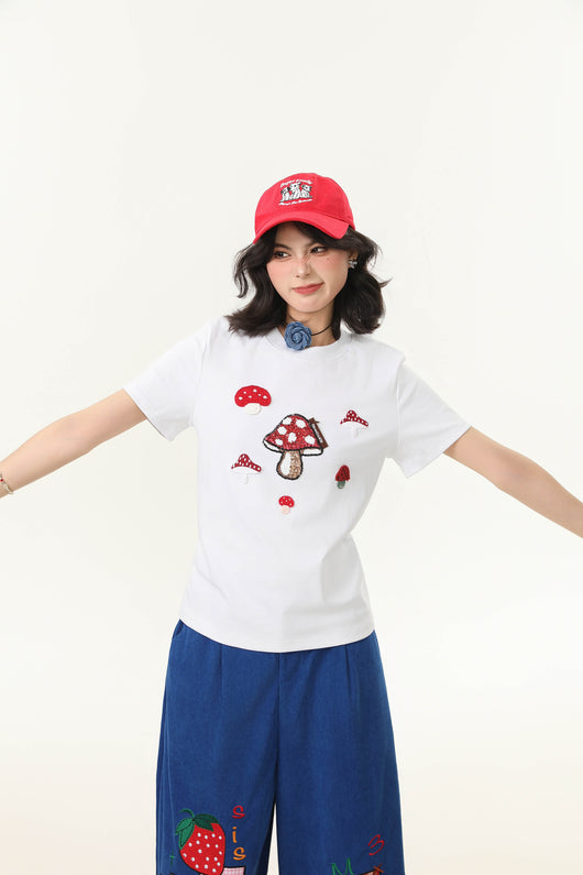 Camiseta Cuello Redondo Manga Corta con Bordado de Hongos para Mujer - Image 11