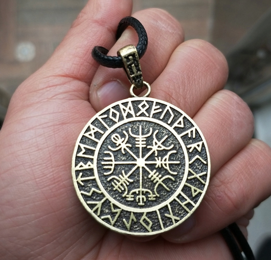 Anillo Amuleto de Runas Vikingas Símbolo Nórdico con Colgante - Image 3