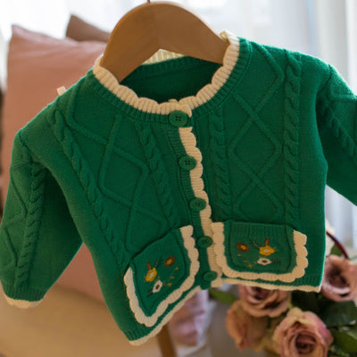 Cardigan Escolar Niña con Bolsillos y Cuello Redondo - Image 15