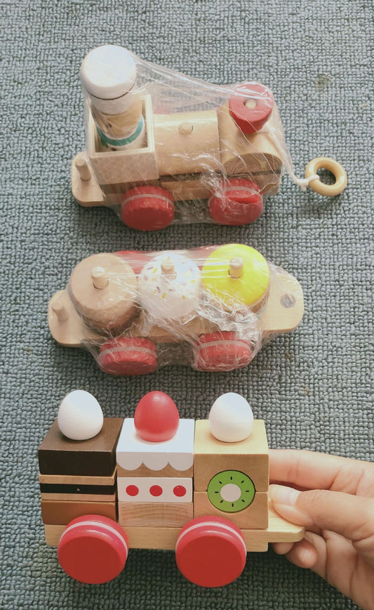 Bloques Apilables con Snacks y Tres Trenes Extraíbles - Image 2