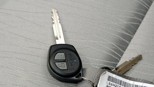 Funda de Silicona para Llaves de Auto - Compatible con Tianyu, Suzuki Swift, Jimny y Más - Image 12
