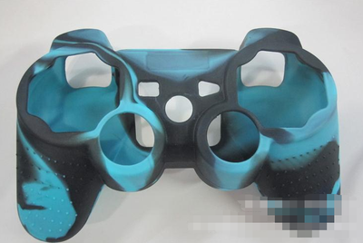Red, black, and white camouflage silicone case for an Xbox 360 controller, featuring textured grips. - Image 7