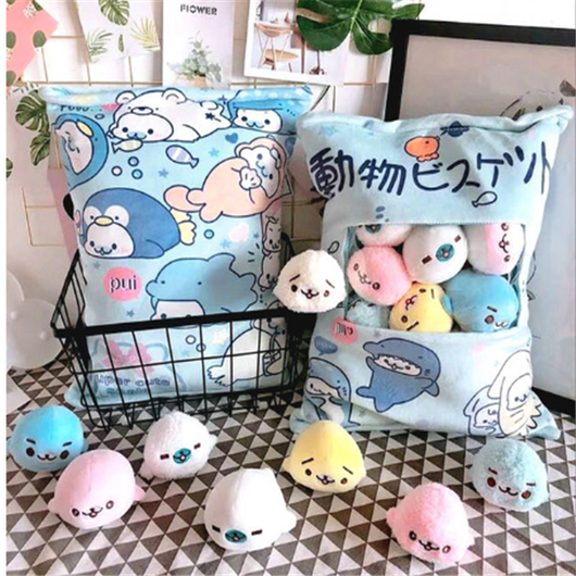 Bolsa Grande de Snacks Deliciosos y Peluches Suaves - Image 21