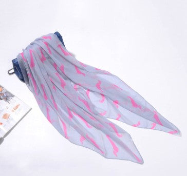 Chal Estampado con Motivos Animales - Image 2