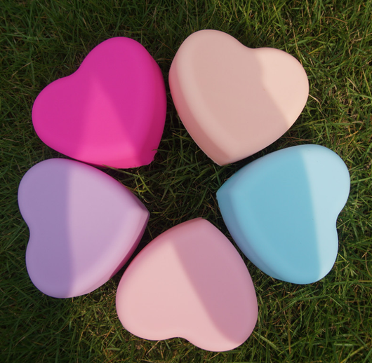 Esponja Exfoliante en Forma de Corazón - Silicona Suave para Limpieza Profunda - Image 3