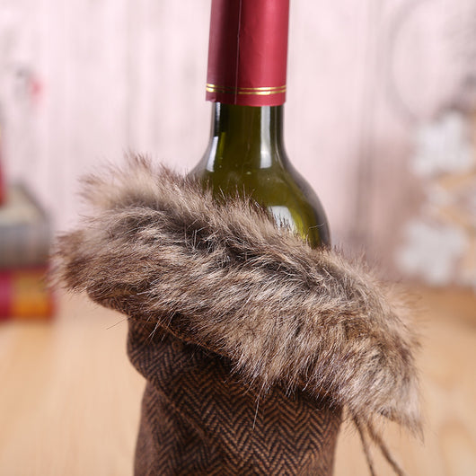 Decoración Navideña Premium: Papá Noel, Botellas de Vino y Champagne para Bar y Comedor - Image 3