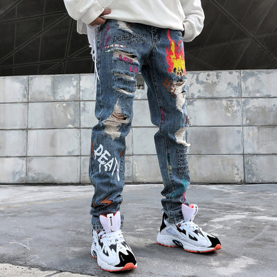Jeans Rotos con Estilo Graffiti - Image 8